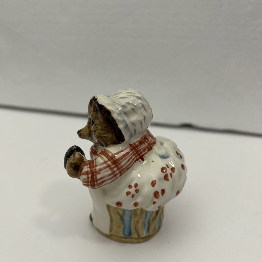 Mrs Tiggy 1948 Winkle Beatrix Potter‎ Hedgehog Peter Rabbit SKU 5613 - Picture 4 of 6